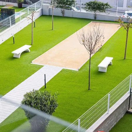 Appartement Contemporary With Pool Access & Private Balcony